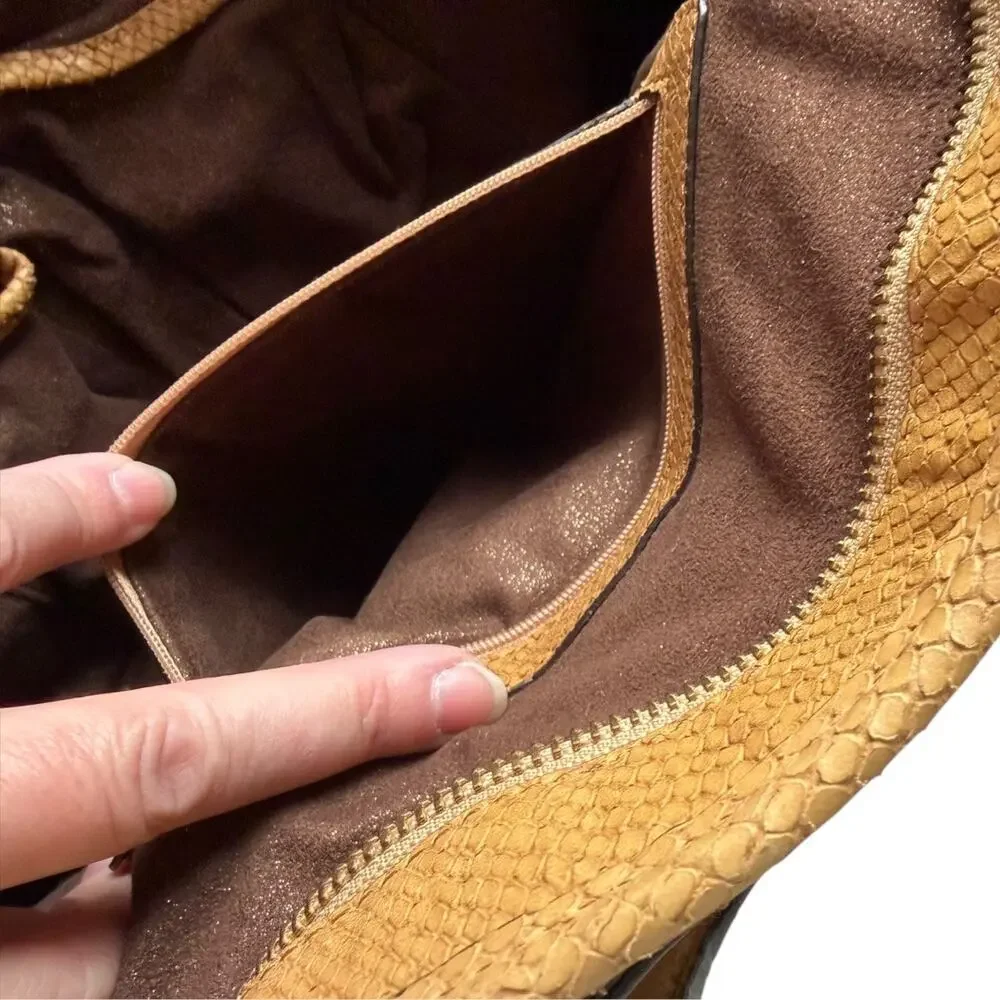 VC Signature Anna Satchel Handbag Mica Camel Embossed Leather Top Handle NEW